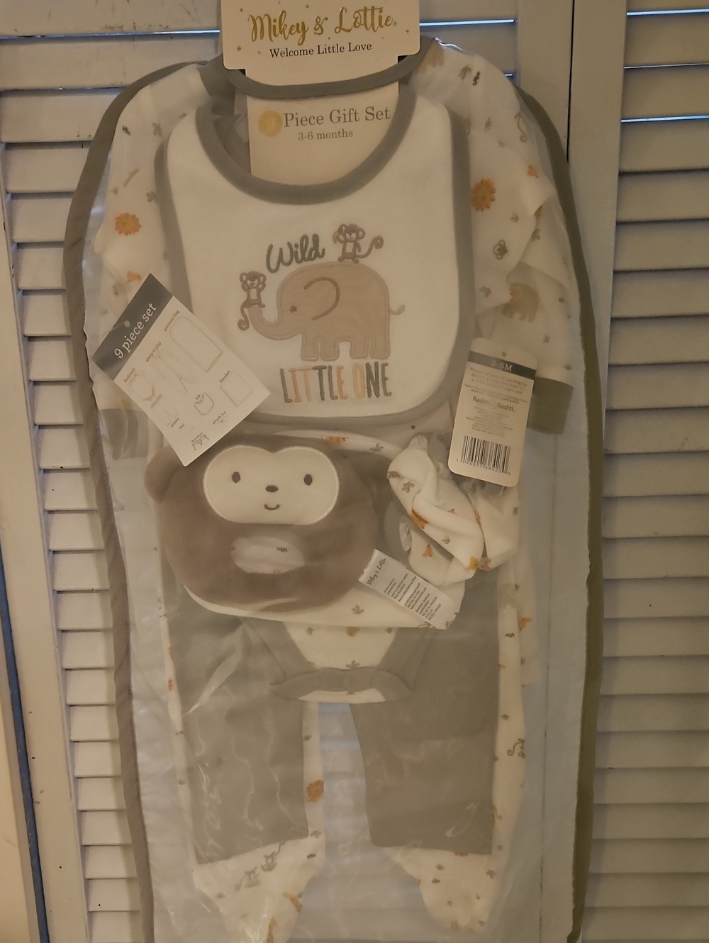 Brand New 9 Piece Gift Set